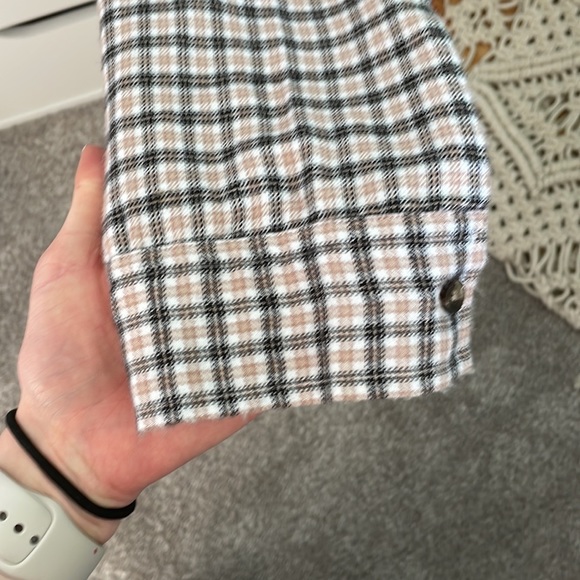 Hollister cropped button up flannel - Picture 5 of 5